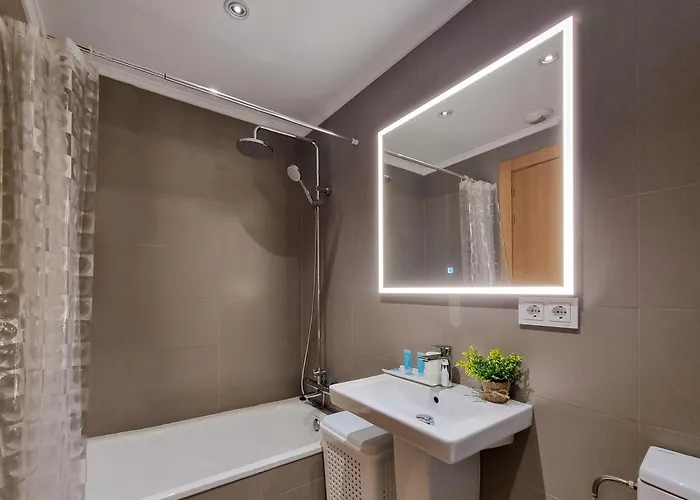 Ocean Terraza Iberorent * 圣塞瓦斯蒂安